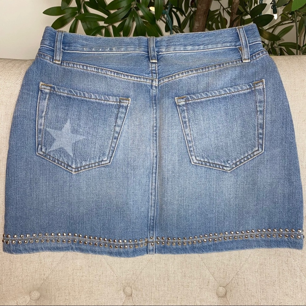 ☘️HP☘️Frame Denim Skirt with Stars - Picture 4 of 11